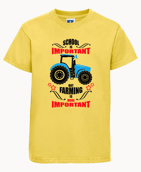 L'école est importante mais l'agriculture est plus importante T-shirt enfant 